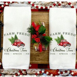 Christmas Tea Towels, Set of 2, Holiday Truck, Christmas Kitchen and Bath decor